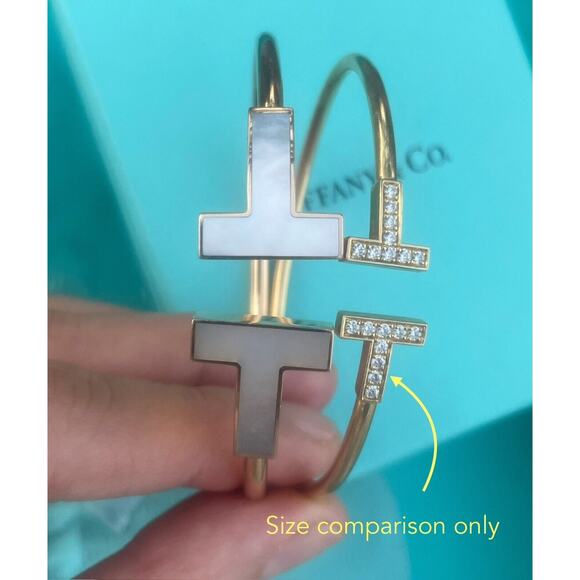 Auth Tiffany & Co Rose Gold 750 Mother Of Pearl T Square Wide Wire Cuff Bracelet - Picture 1 of 16